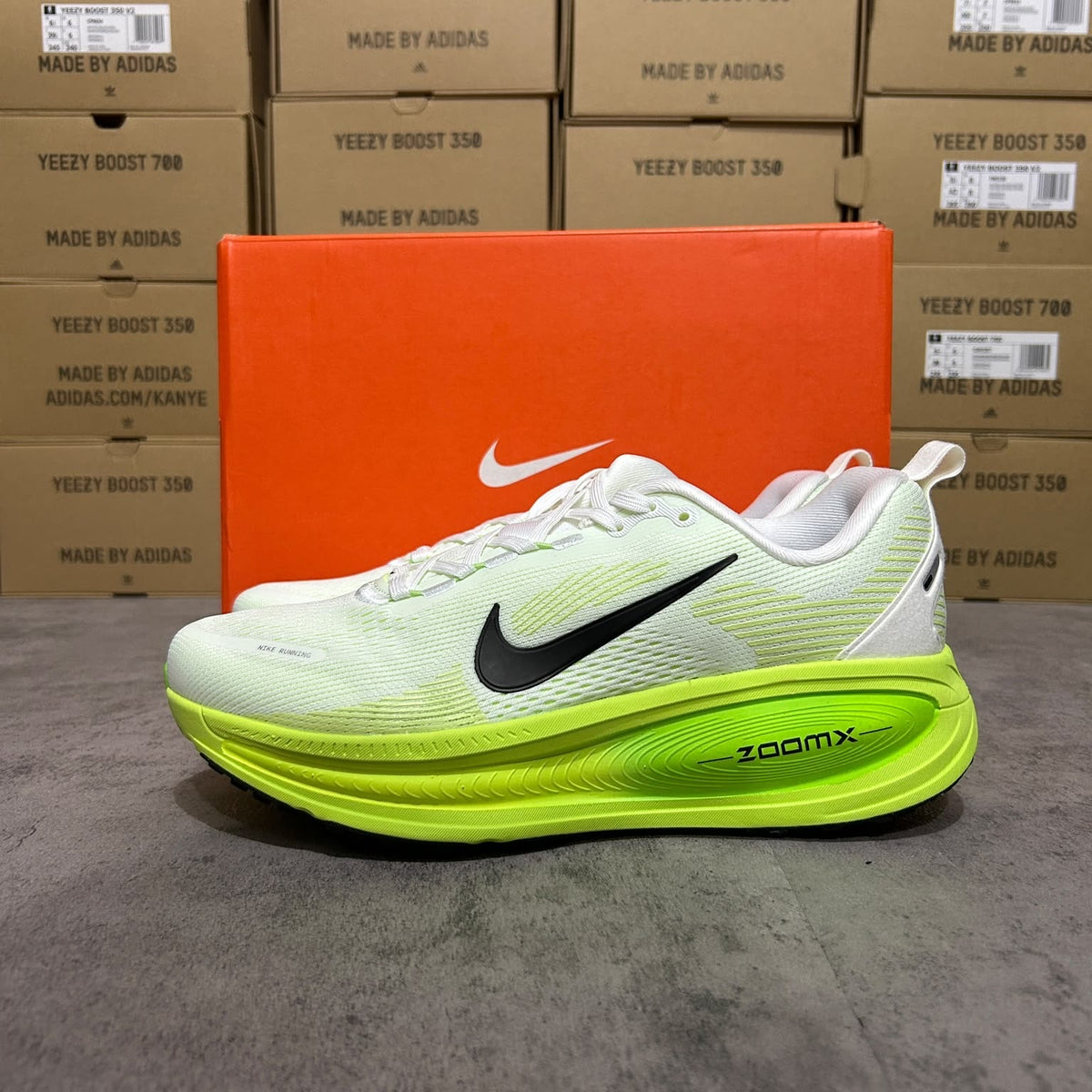 Nike Vomero Plus