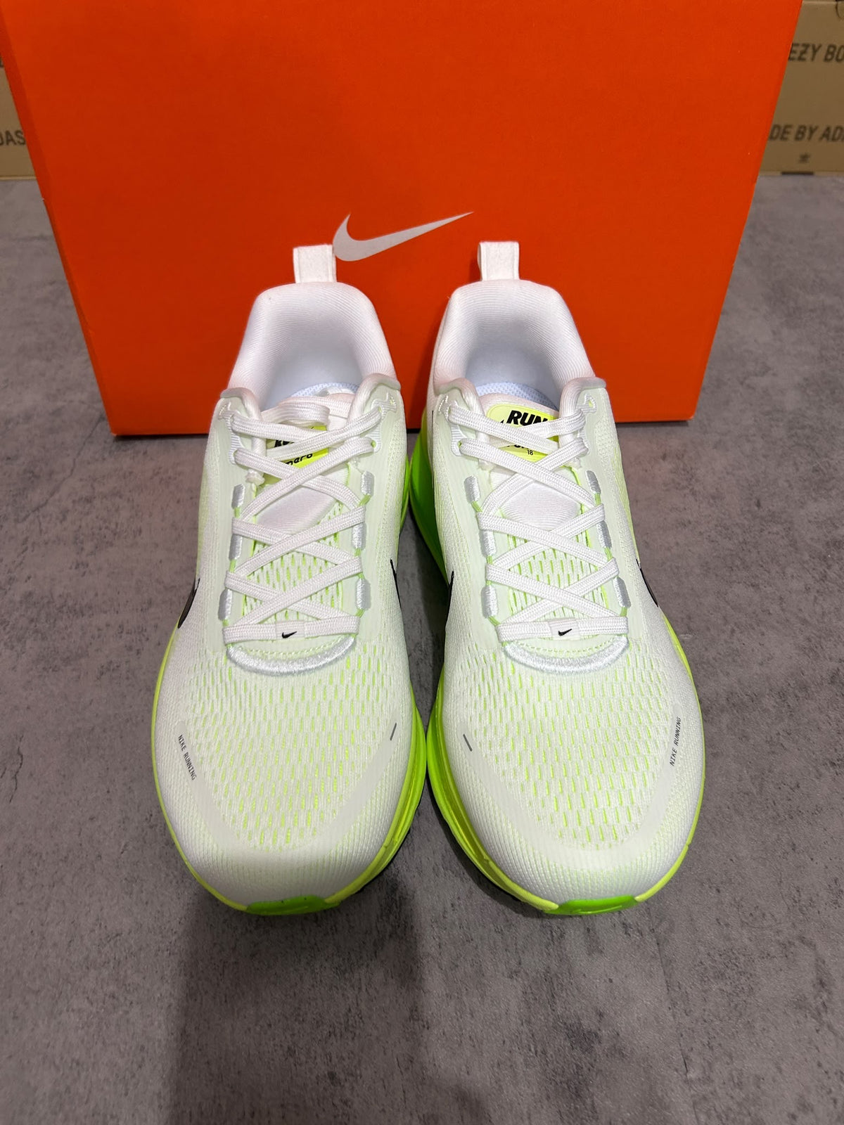 Nike Vomero Plus