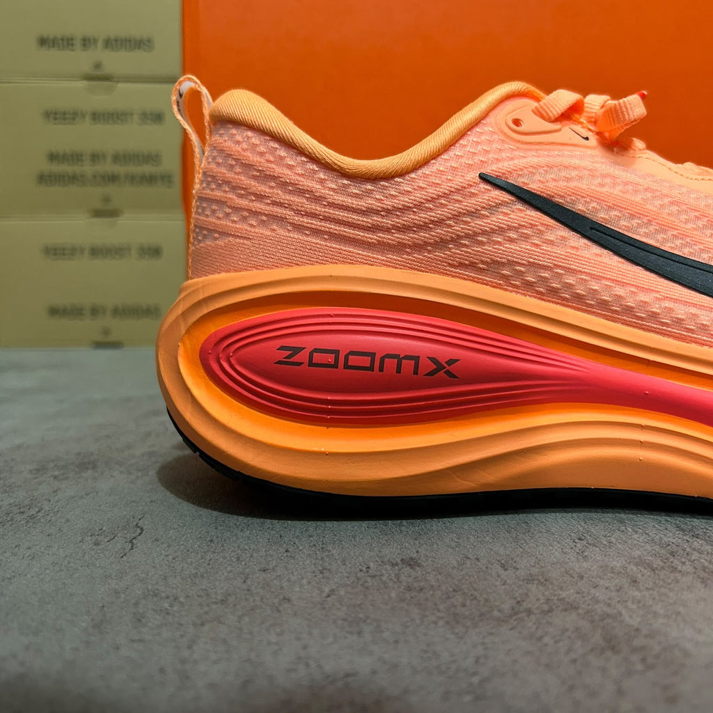 Nike Vomero Plus