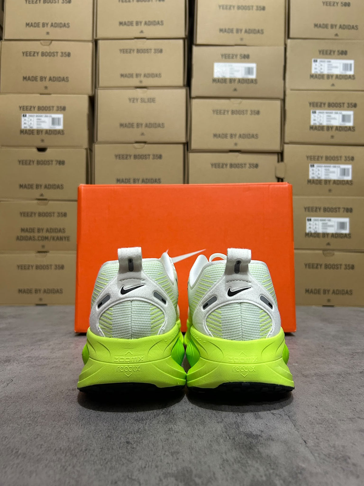 Nike Vomero Plus